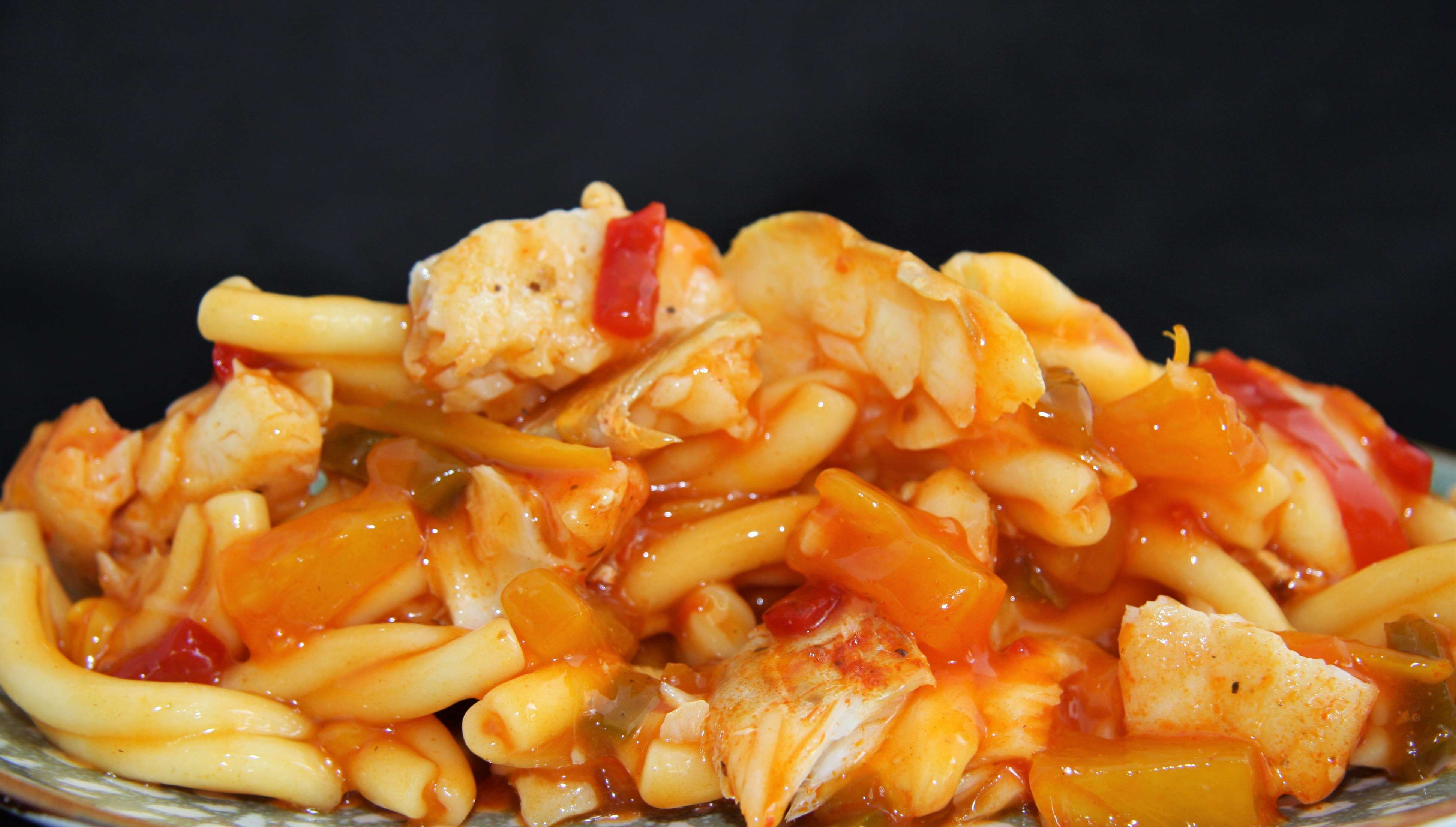 Recept: ku lo yuk saus en kabeljauw met pasta